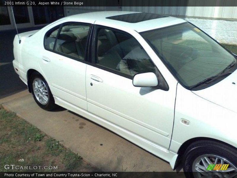 Aspen White / Stone Beige 2001 Infiniti G 20