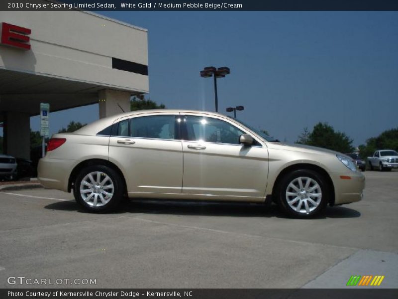 White Gold / Medium Pebble Beige/Cream 2010 Chrysler Sebring Limited Sedan