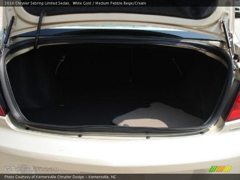 White Gold / Medium Pebble Beige/Cream 2010 Chrysler Sebring Limited Sedan