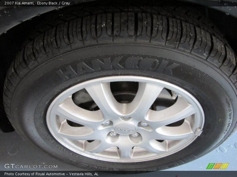 Ebony Black / Gray 2007 Kia Amanti