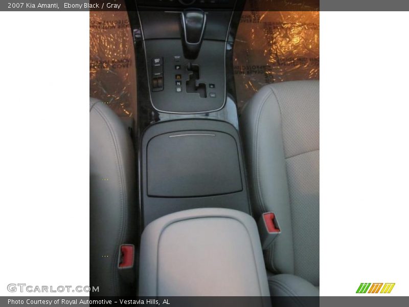 Ebony Black / Gray 2007 Kia Amanti