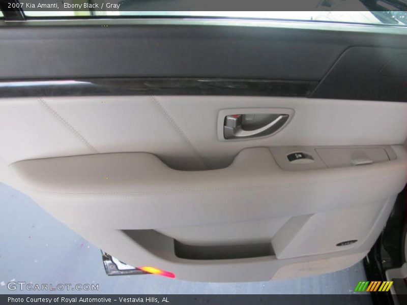 Ebony Black / Gray 2007 Kia Amanti