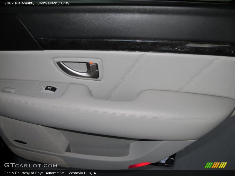 Ebony Black / Gray 2007 Kia Amanti