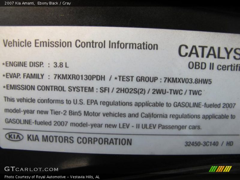 Ebony Black / Gray 2007 Kia Amanti