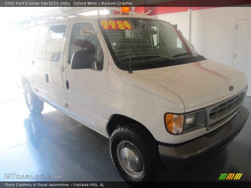 Oxford White / Medium Graphite 2002 Ford E Series Van E250 Utility