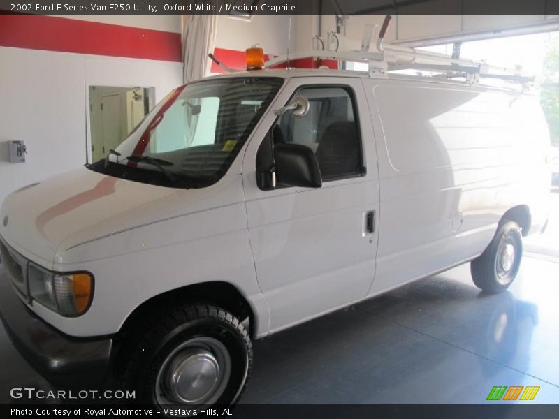 Oxford White / Medium Graphite 2002 Ford E Series Van E250 Utility