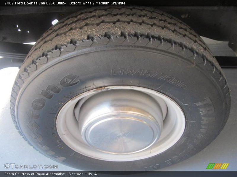 Oxford White / Medium Graphite 2002 Ford E Series Van E250 Utility