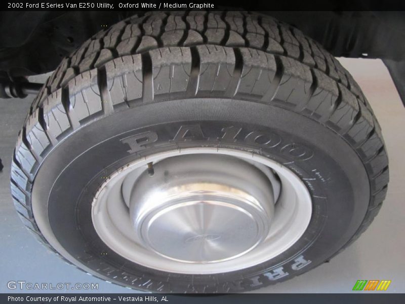 Oxford White / Medium Graphite 2002 Ford E Series Van E250 Utility
