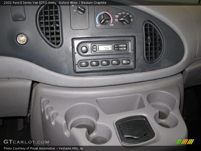 Oxford White / Medium Graphite 2002 Ford E Series Van E250 Utility