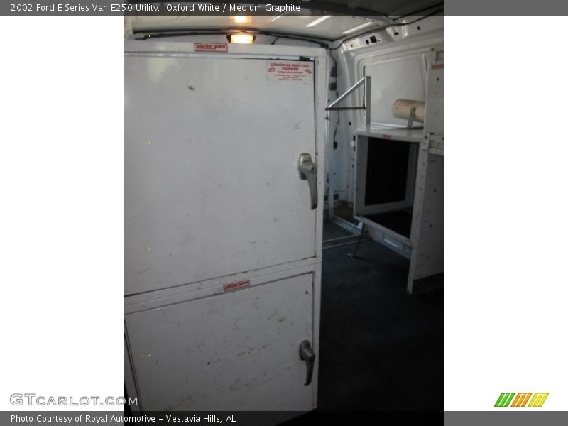 Oxford White / Medium Graphite 2002 Ford E Series Van E250 Utility