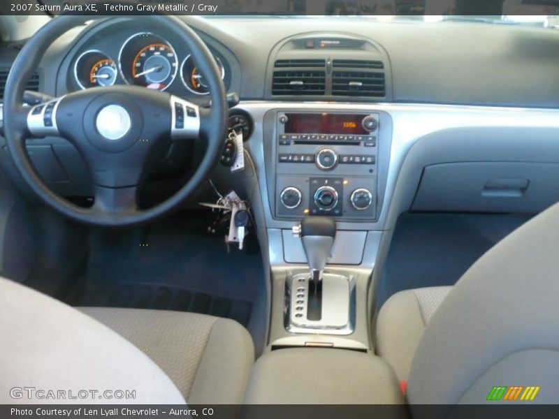 Techno Gray Metallic / Gray 2007 Saturn Aura XE