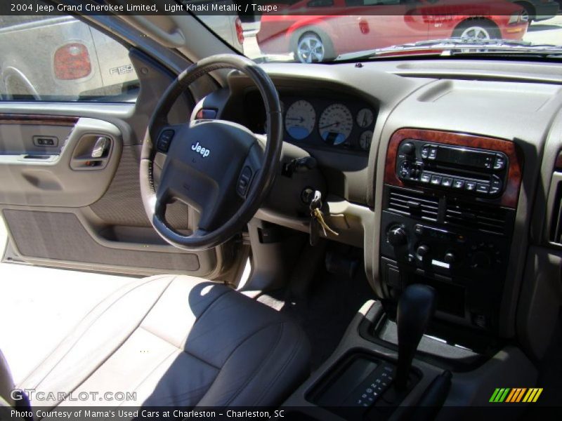 Light Khaki Metallic / Taupe 2004 Jeep Grand Cherokee Limited