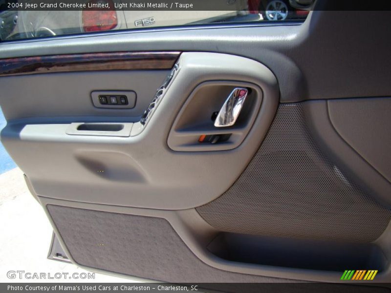 Light Khaki Metallic / Taupe 2004 Jeep Grand Cherokee Limited