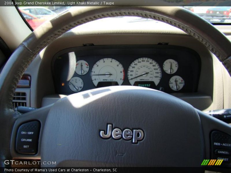 Light Khaki Metallic / Taupe 2004 Jeep Grand Cherokee Limited
