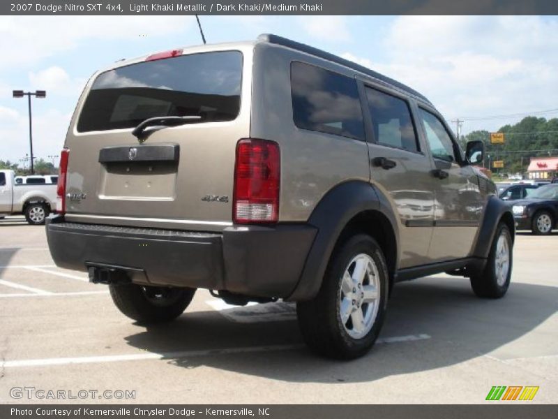 Light Khaki Metallic / Dark Khaki/Medium Khaki 2007 Dodge Nitro SXT 4x4