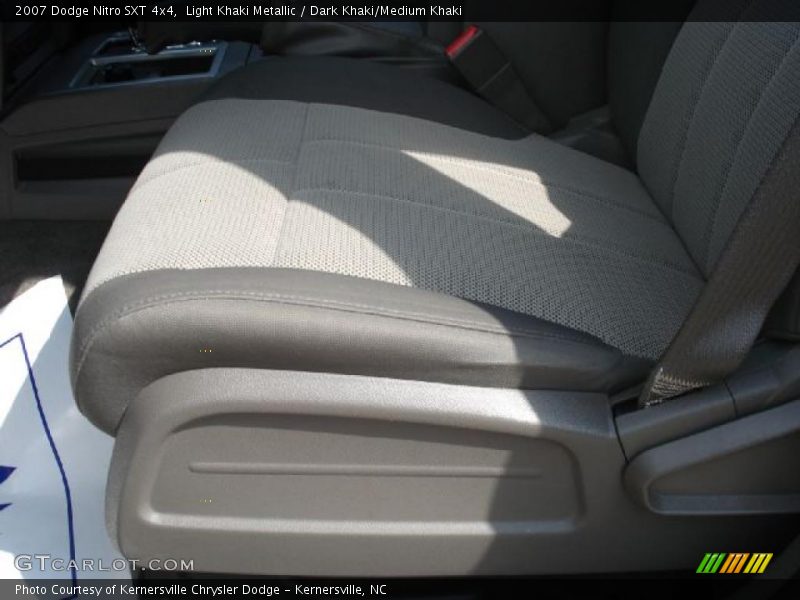 Light Khaki Metallic / Dark Khaki/Medium Khaki 2007 Dodge Nitro SXT 4x4