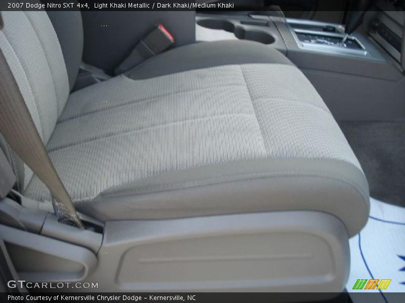 Light Khaki Metallic / Dark Khaki/Medium Khaki 2007 Dodge Nitro SXT 4x4