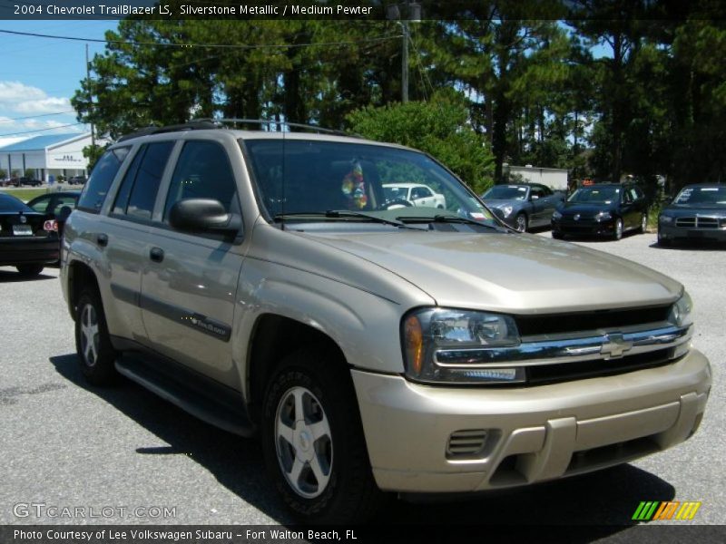 Silverstone Metallic / Medium Pewter 2004 Chevrolet TrailBlazer LS