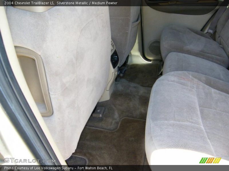 Silverstone Metallic / Medium Pewter 2004 Chevrolet TrailBlazer LS