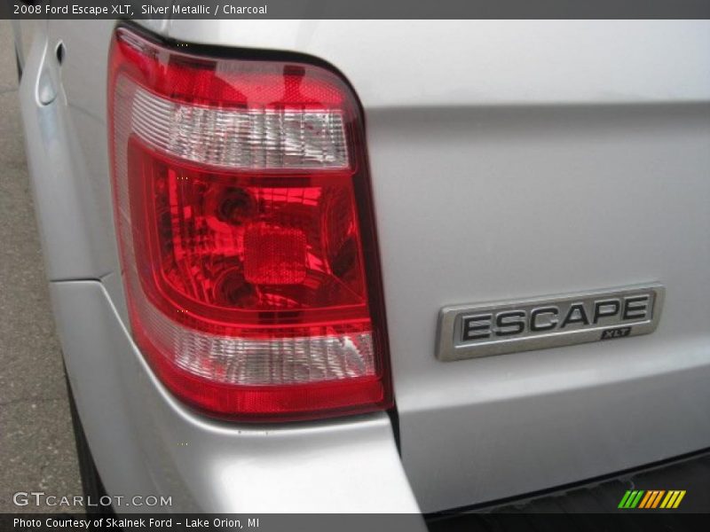 Silver Metallic / Charcoal 2008 Ford Escape XLT