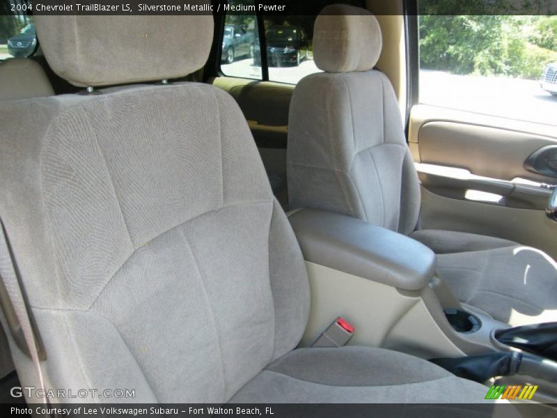 Silverstone Metallic / Medium Pewter 2004 Chevrolet TrailBlazer LS