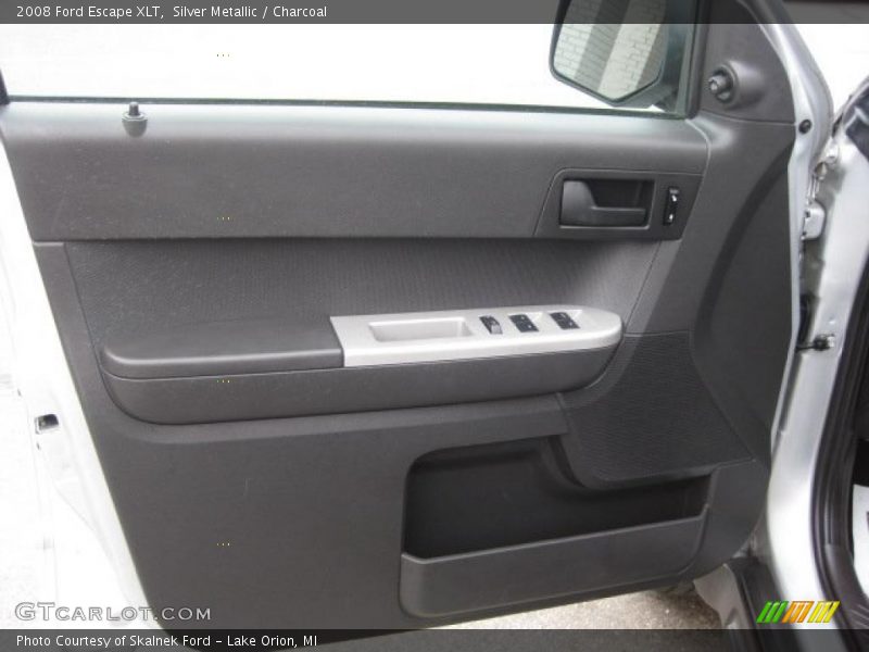 Silver Metallic / Charcoal 2008 Ford Escape XLT