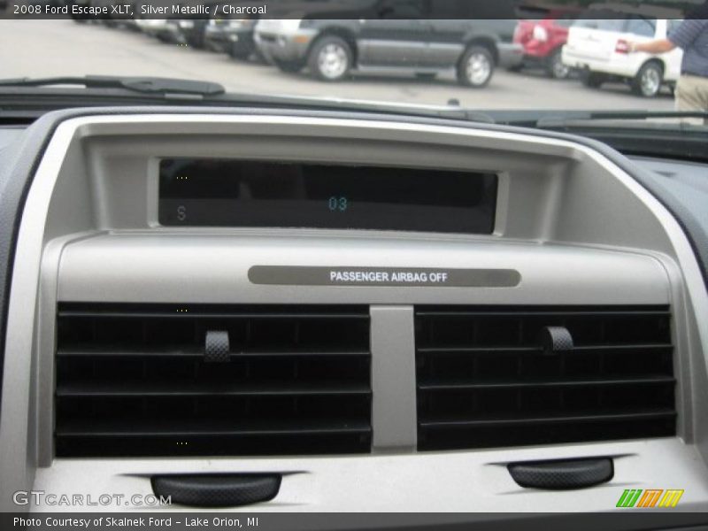 Silver Metallic / Charcoal 2008 Ford Escape XLT
