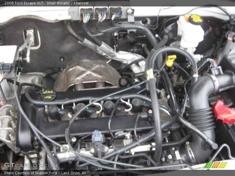 Silver Metallic / Charcoal 2008 Ford Escape XLT