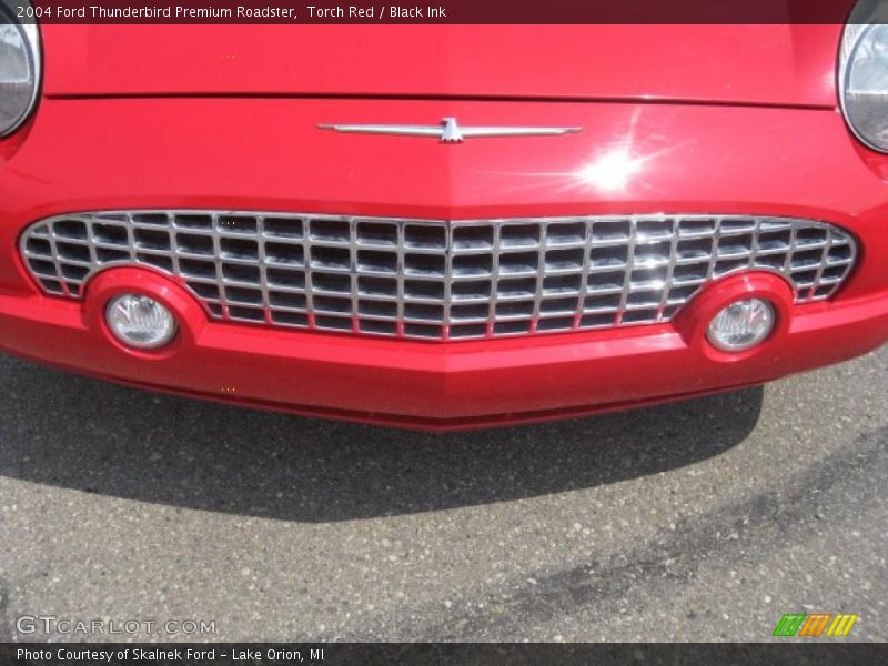 Torch Red / Black Ink 2004 Ford Thunderbird Premium Roadster