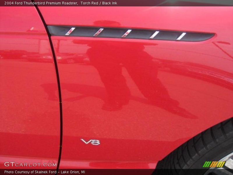 Torch Red / Black Ink 2004 Ford Thunderbird Premium Roadster