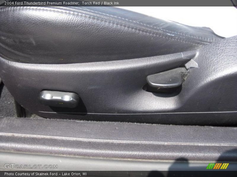 Torch Red / Black Ink 2004 Ford Thunderbird Premium Roadster