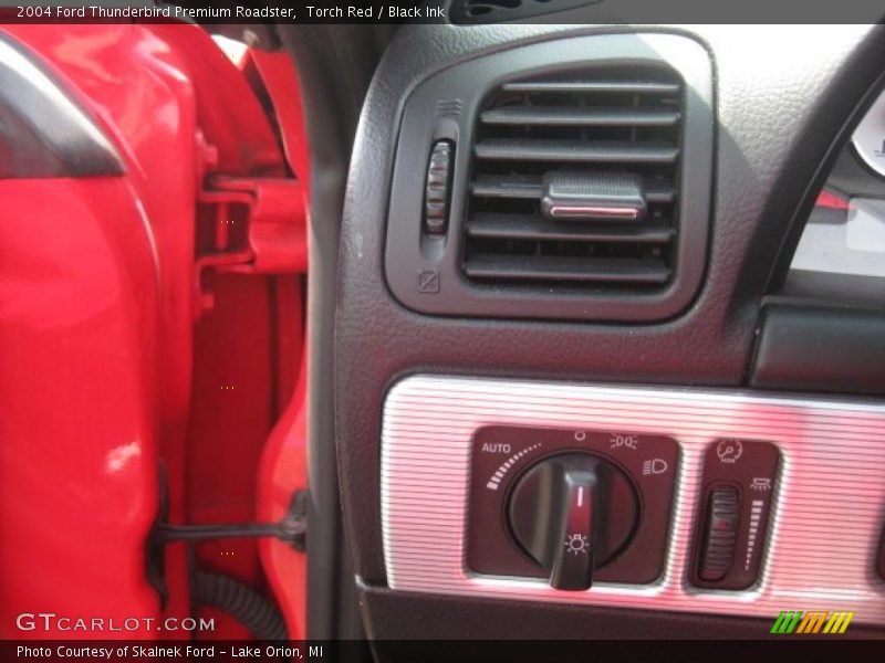 Torch Red / Black Ink 2004 Ford Thunderbird Premium Roadster