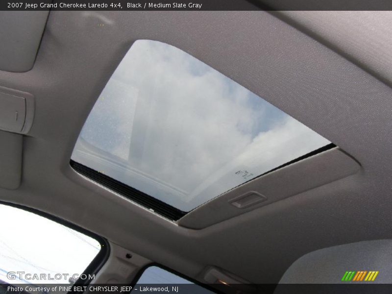Black / Medium Slate Gray 2007 Jeep Grand Cherokee Laredo 4x4