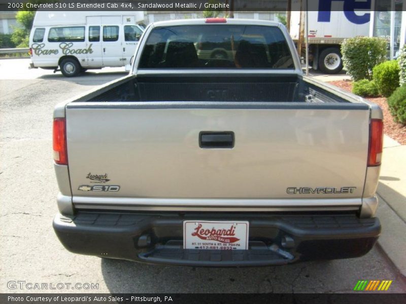 Sandalwood Metallic / Graphite 2003 Chevrolet S10 LS Extended Cab 4x4