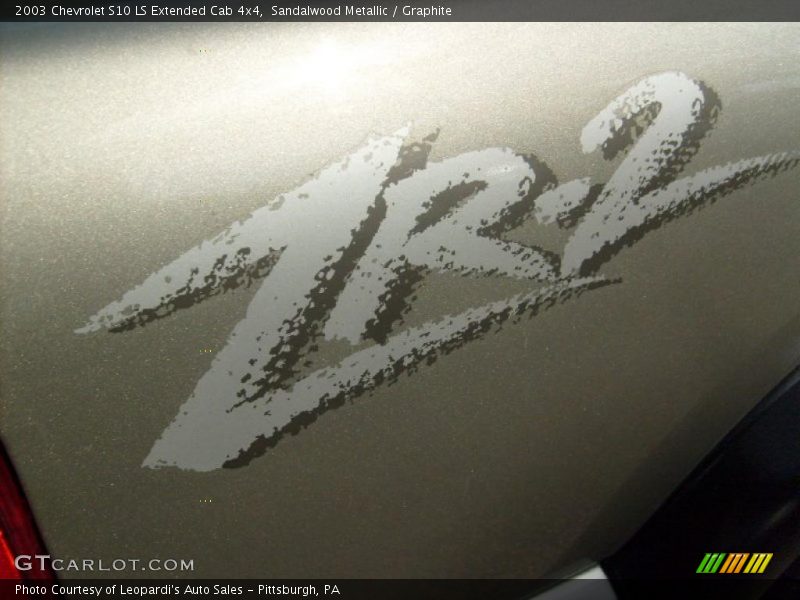 Sandalwood Metallic / Graphite 2003 Chevrolet S10 LS Extended Cab 4x4