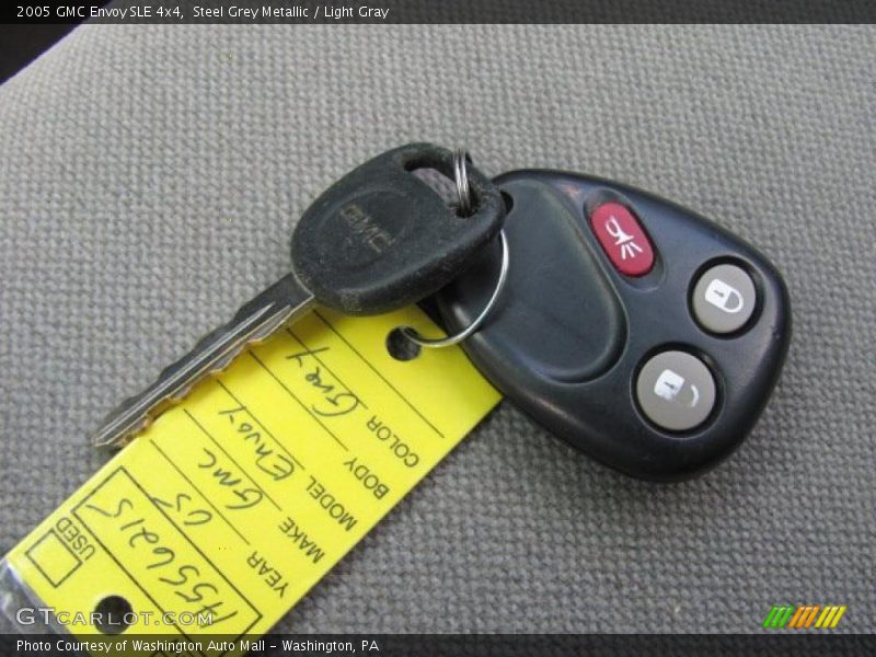 Steel Grey Metallic / Light Gray 2005 GMC Envoy SLE 4x4