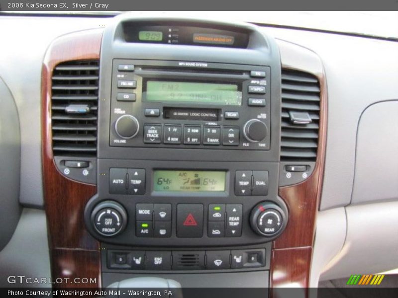Silver / Gray 2006 Kia Sedona EX