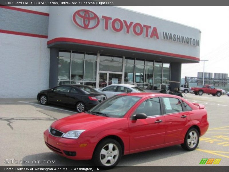 Infra-Red / Charcoal/Light Flint 2007 Ford Focus ZX4 SES Sedan