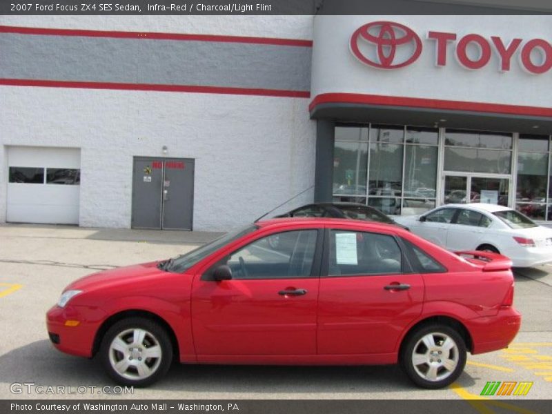 Infra-Red / Charcoal/Light Flint 2007 Ford Focus ZX4 SES Sedan