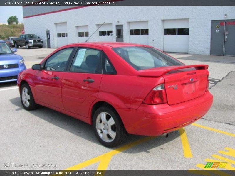 Infra-Red / Charcoal/Light Flint 2007 Ford Focus ZX4 SES Sedan