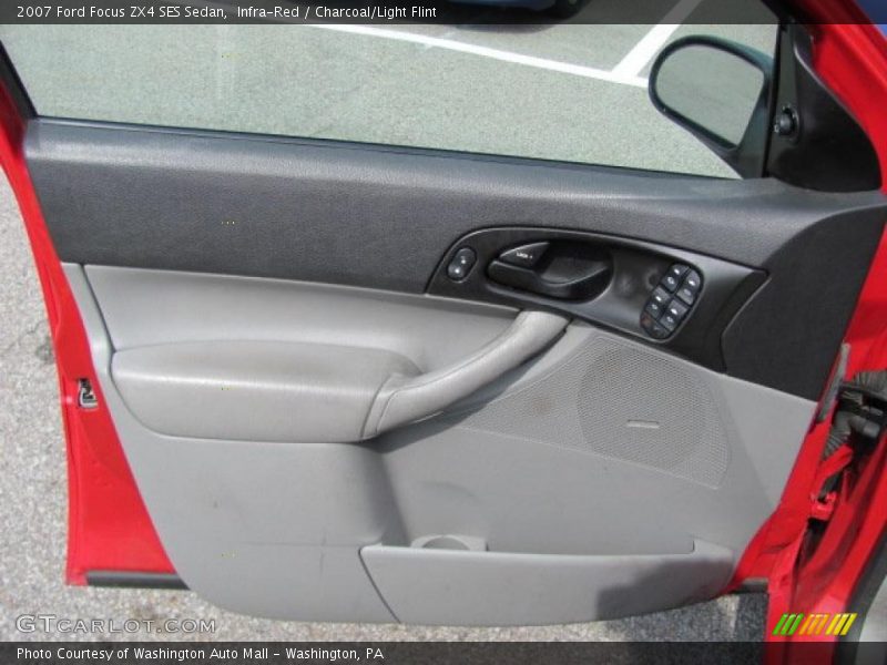 Infra-Red / Charcoal/Light Flint 2007 Ford Focus ZX4 SES Sedan