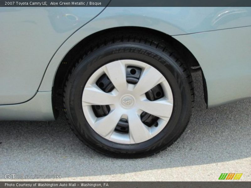 Aloe Green Metallic / Bisque 2007 Toyota Camry LE