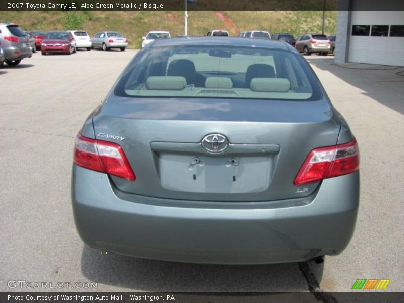 Aloe Green Metallic / Bisque 2007 Toyota Camry LE