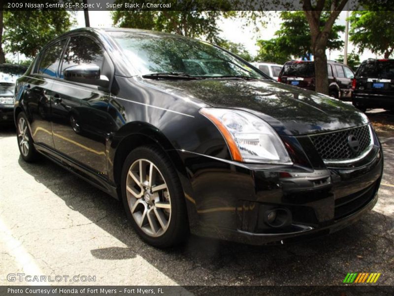 Super Black / Charcoal 2009 Nissan Sentra SE-R Spec V