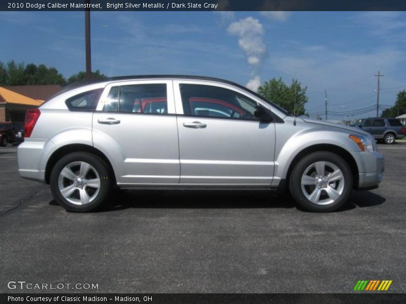 Bright Silver Metallic / Dark Slate Gray 2010 Dodge Caliber Mainstreet