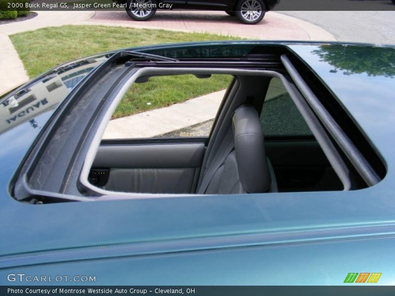 Jasper Green Pearl / Medium Gray 2000 Buick Regal GS