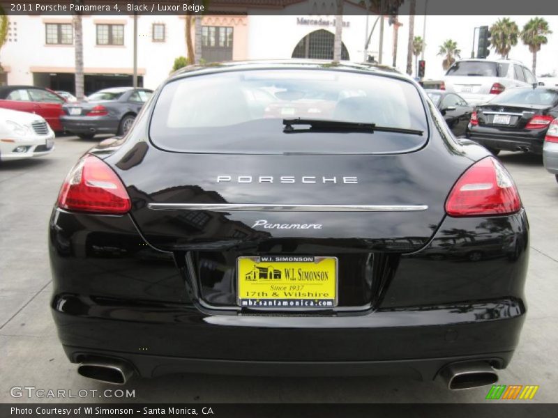 Black / Luxor Beige 2011 Porsche Panamera 4