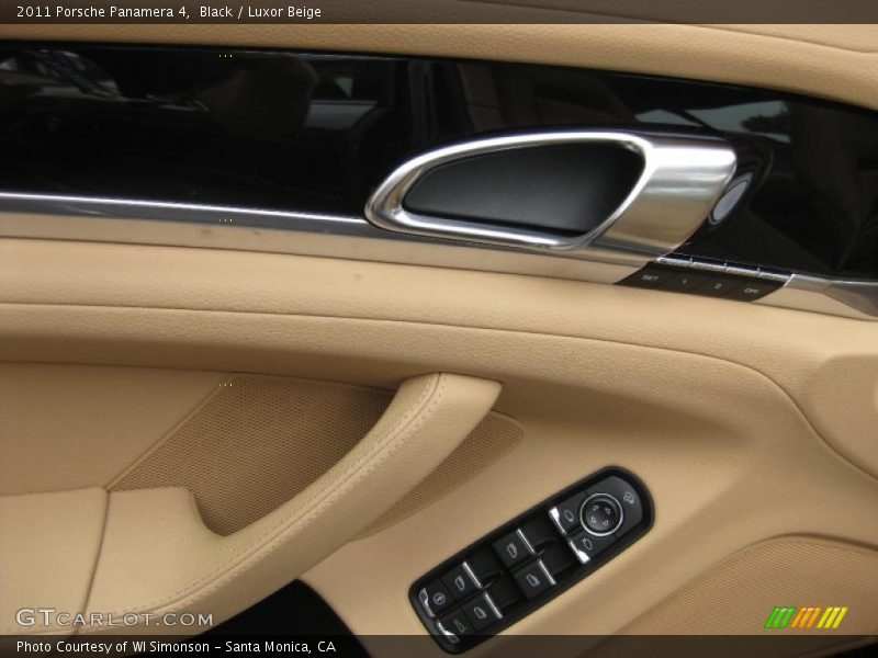 Black / Luxor Beige 2011 Porsche Panamera 4