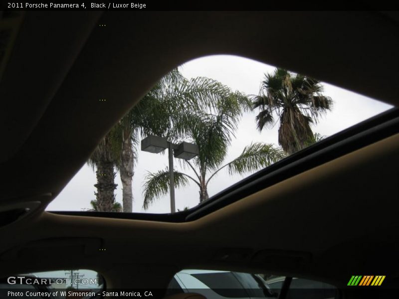 Black / Luxor Beige 2011 Porsche Panamera 4
