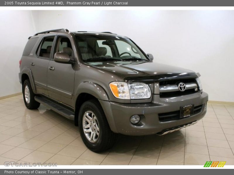 Phantom Gray Pearl / Light Charcoal 2005 Toyota Sequoia Limited 4WD